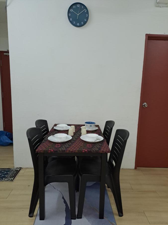 1201 Apartment Ladang Tok Pelam Tepipantaibatuburuk กัวลาตรังกานู ภายนอก รูปภาพ